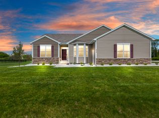 474 Ashley Dr, Williams Bay, WI 53191