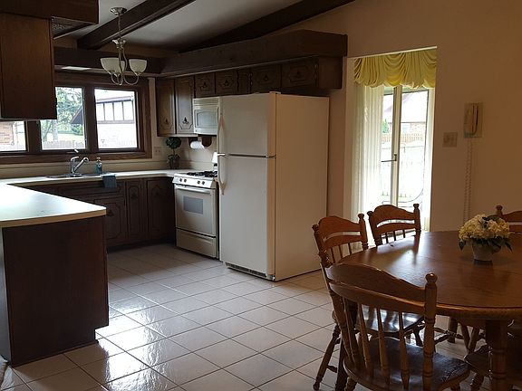 5th image of 8255 Shipston St