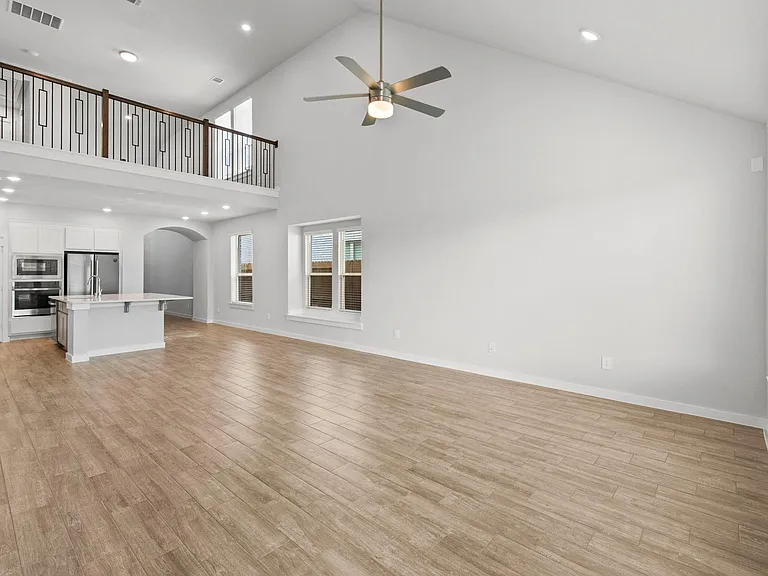 29834 Ellwood Ln — Photo 11