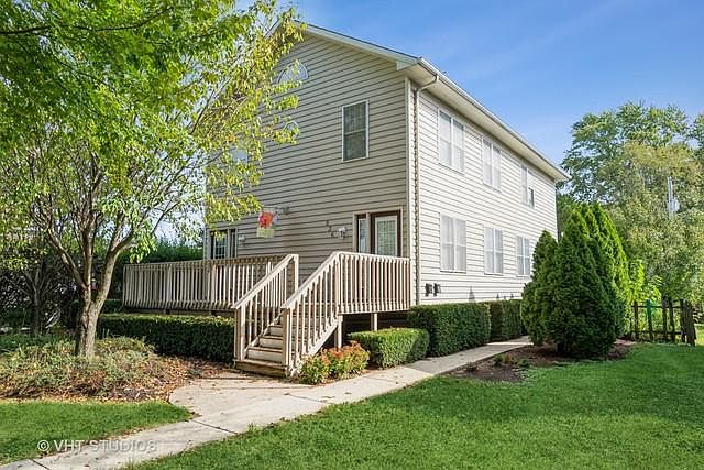 1st image of 836 N Loomis St #1