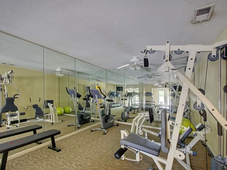 2511 Demere Rd #8 — Photo 12