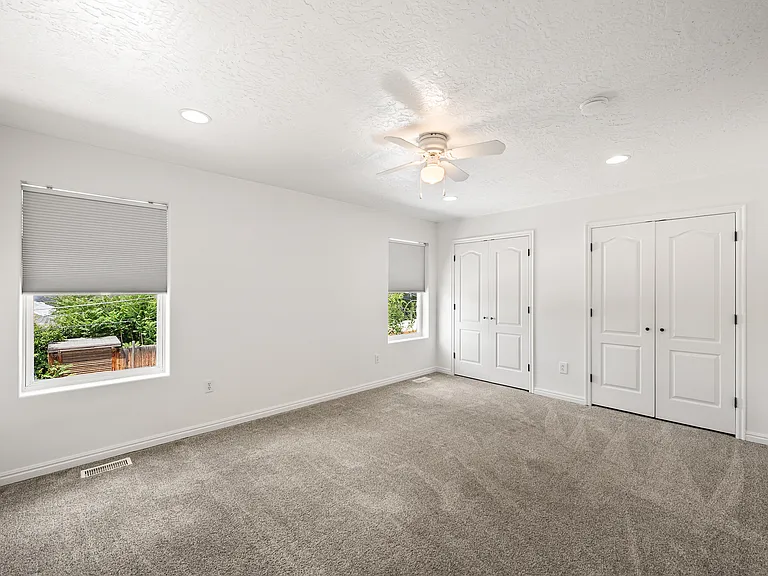 609 E Wilmington Ave — Photo 27