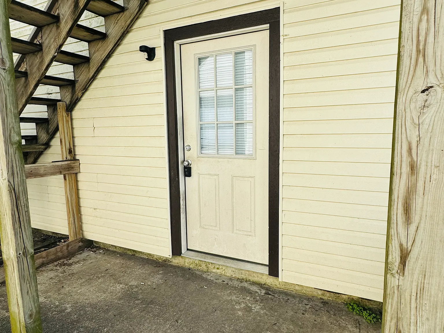 2 bed, 2.0 bath, 930 sqft, $825 — Photo 1