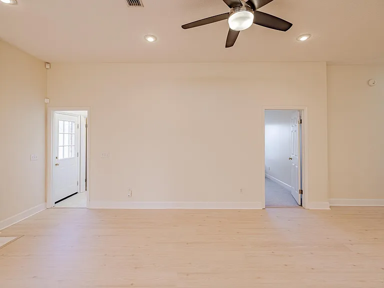 401 Wood Trl — Photo 27