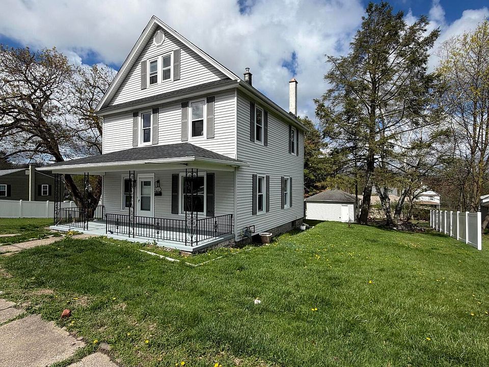 1st image of 207 Midway Ave