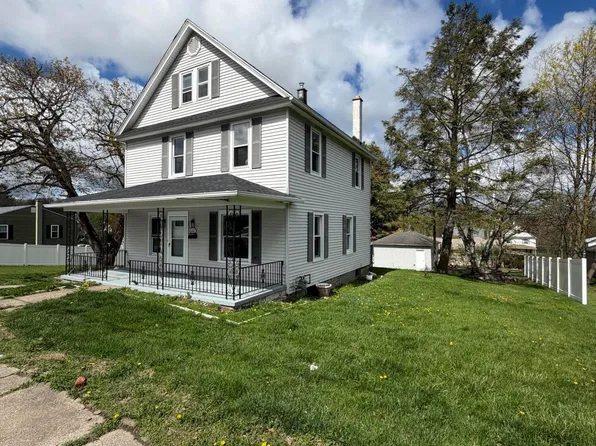 207 Midway Ave, Clarks Summit, PA 18411