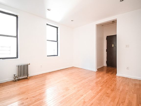 2nd image of 525 W 158th St APT 1D