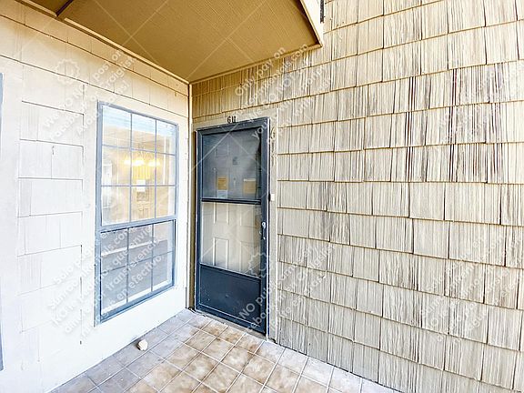 4th image of 1202 Thorpe Ln APT 611