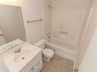 50 Riverchase Dr, Hampton, VA 23669