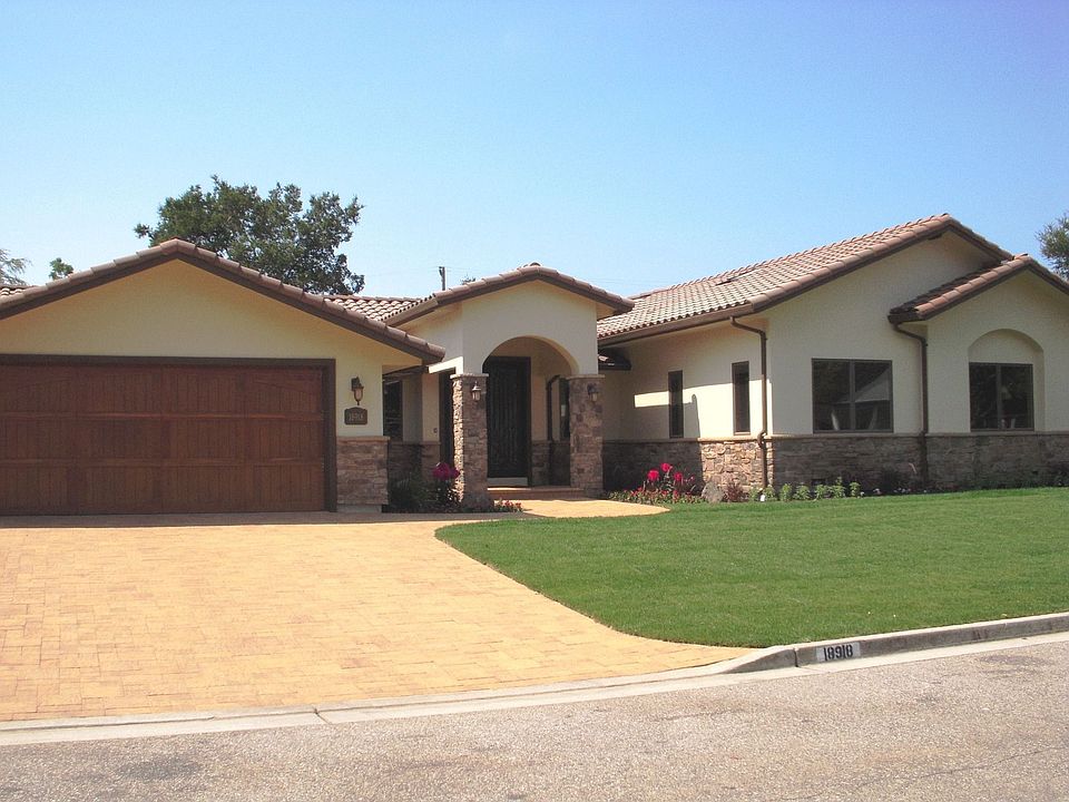 1st image of 18918 Cabernet Dr