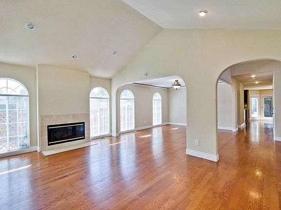2nd image of 1335 Whitehurst Ct