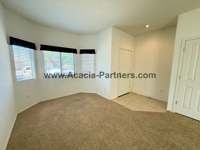 8325 N Peak View Ln — Photo 18