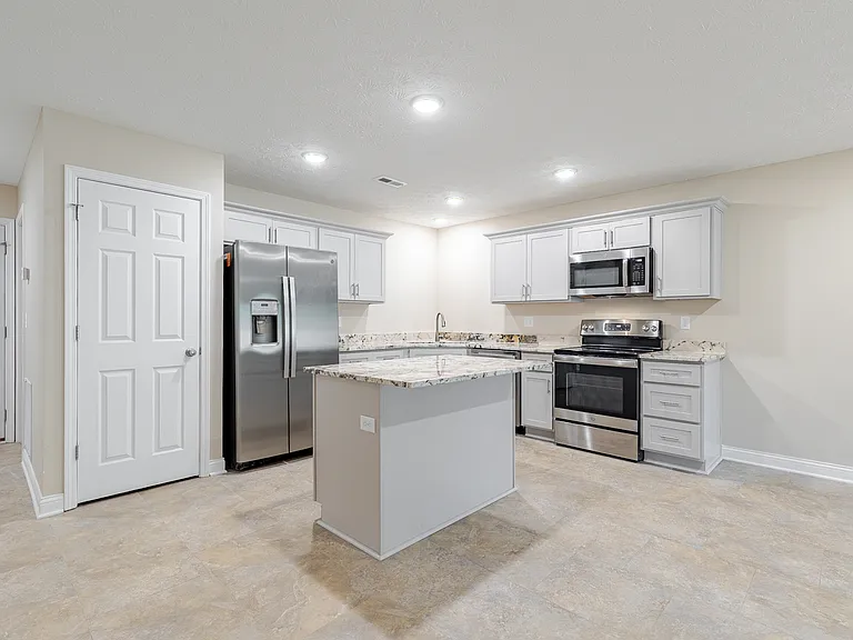 305 Breckinridge Cir — Photo 14