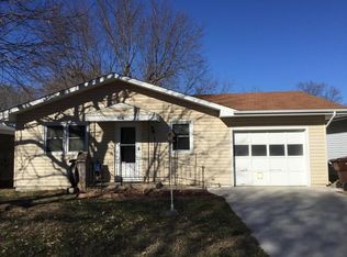2643 E Pacific St, Springfield, MO 65803