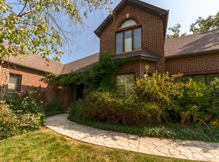 2300 Glen Oaks Ct, Algonquin, IL 60102