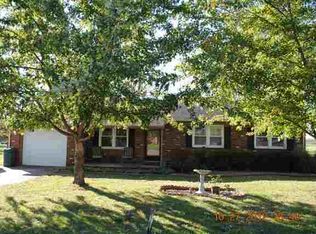 103 S Arlington Dr, Henderson, KY 42420