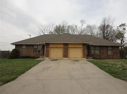 1st image of 12944 Beacon Ave