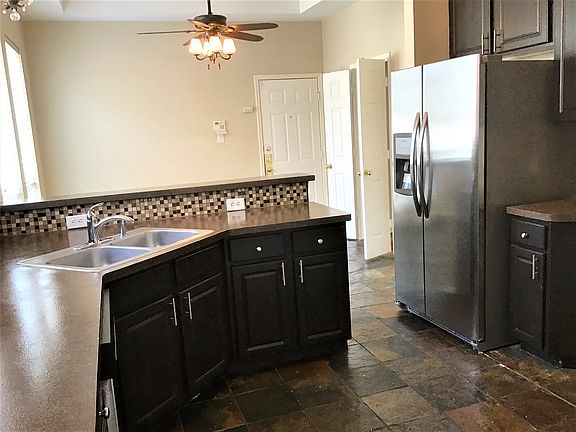 5th image of 4729 Parkhaven Dr