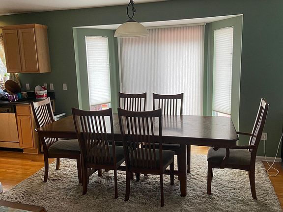 3rd image of 7162 Belle Meade Ct
