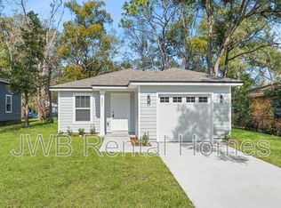 2011 Talladega Rd, Jacksonville, FL 32209