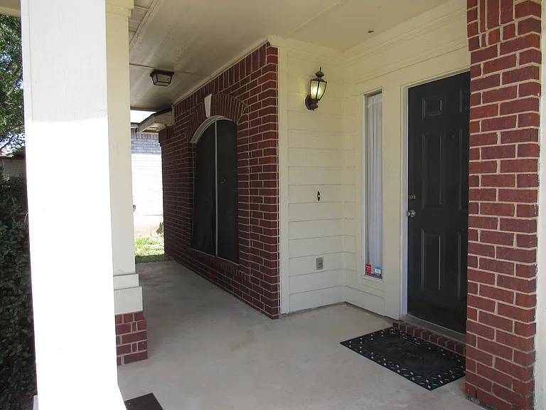 3547 Rock Shelf Ln — Photo 3