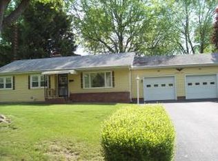 240 N 33rd St, Decatur, IL 62521