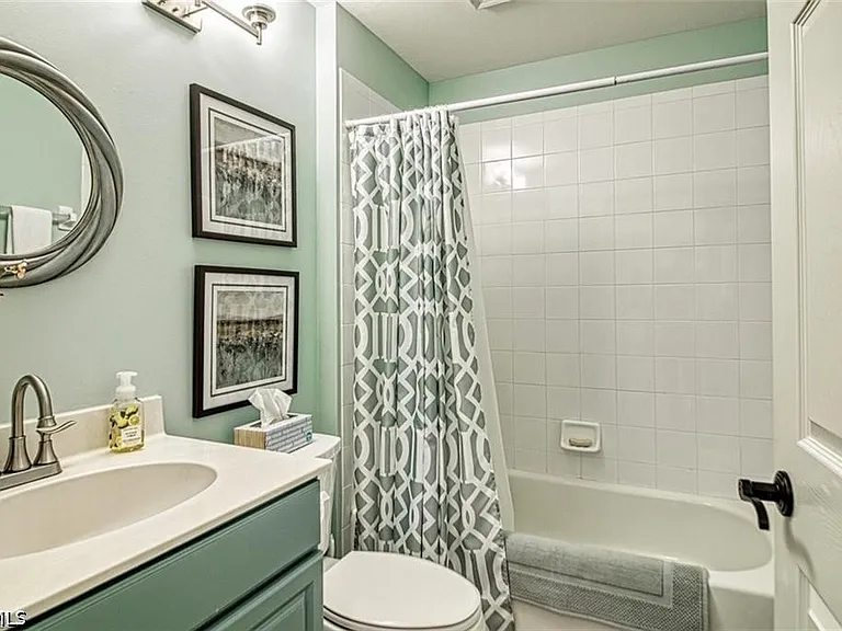 10072 Oakhurst Way — Photo 18