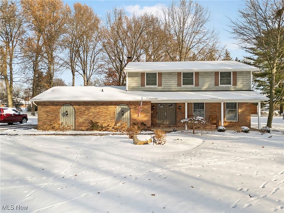 1st image of 2334 Tanglewood Dr NE