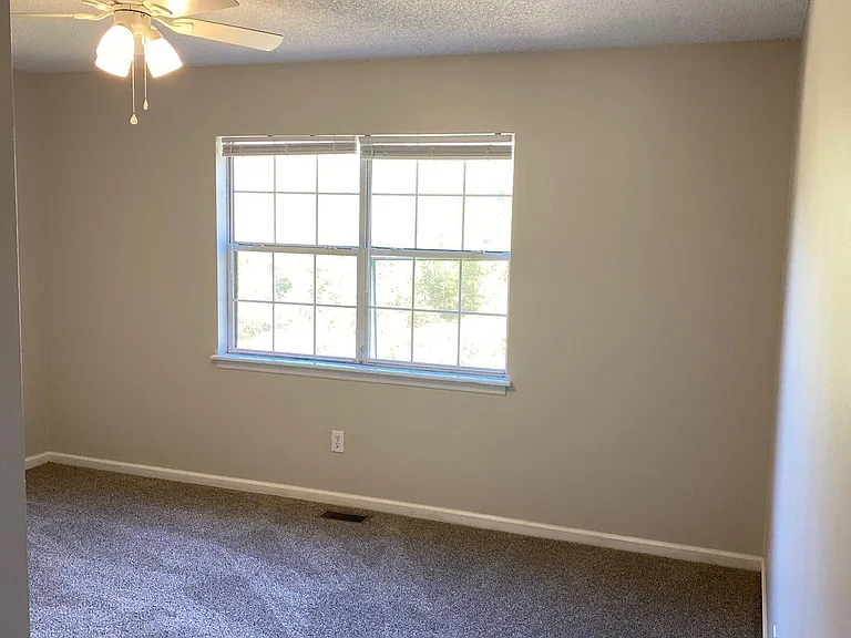 2009 River Dr #A — Photo 11