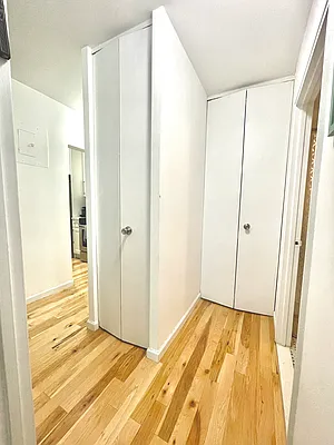 Rented by Addison Property Group | media 14