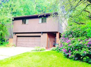 2316 Marbury Rd, Pittsburgh, PA 15221