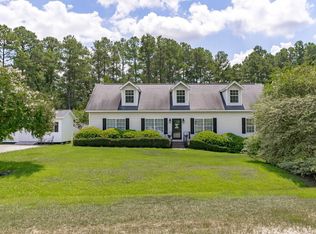 97 Hunter View Ln, Coats, NC 27521