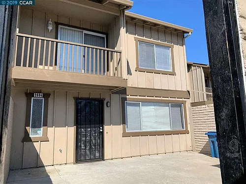 2604 Carlton Ln Photo 1