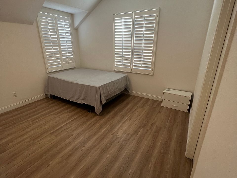 2nd image of 13238 Wooden Gate Way #5