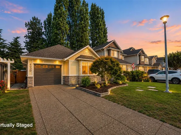 4030 Willowbrook Pl, Saanich, BC V8Z 7W9