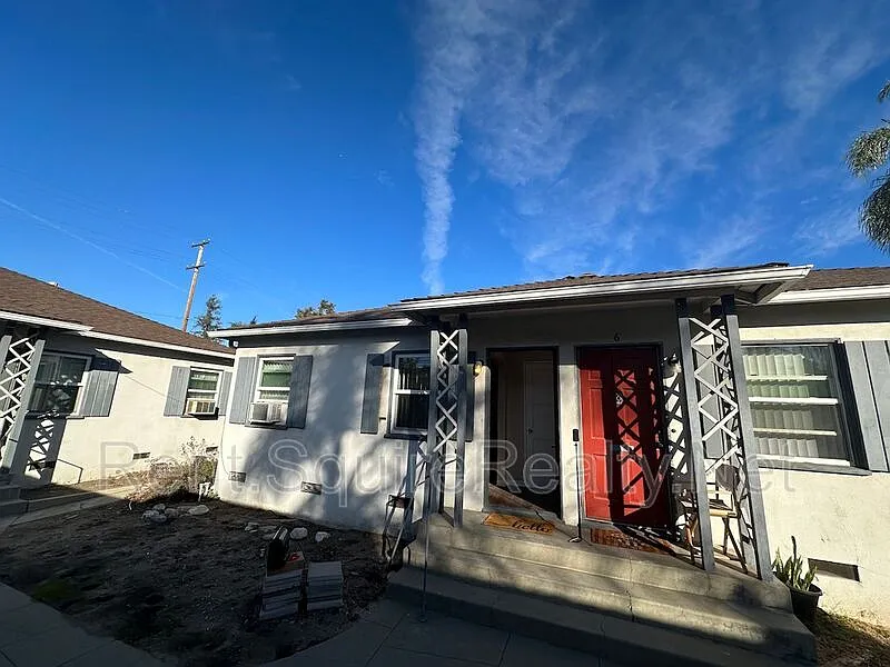 901 N San Gabriel Ave #5