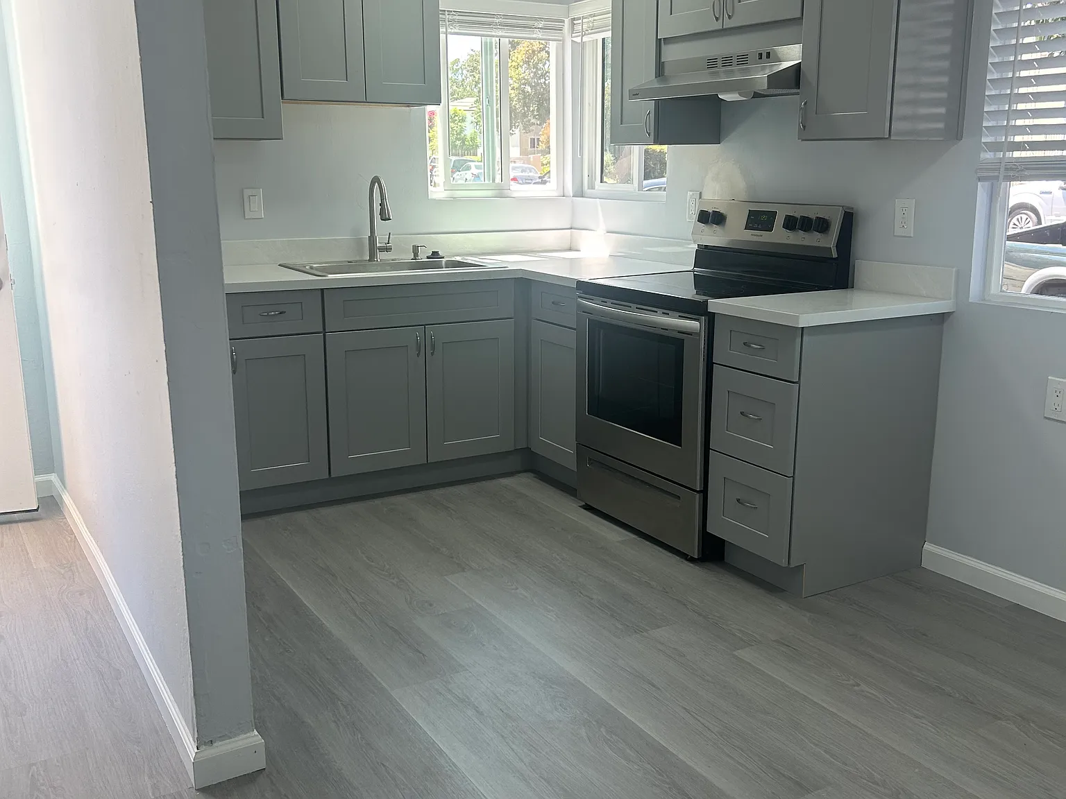 2 bed, $2,750 — Photo 2