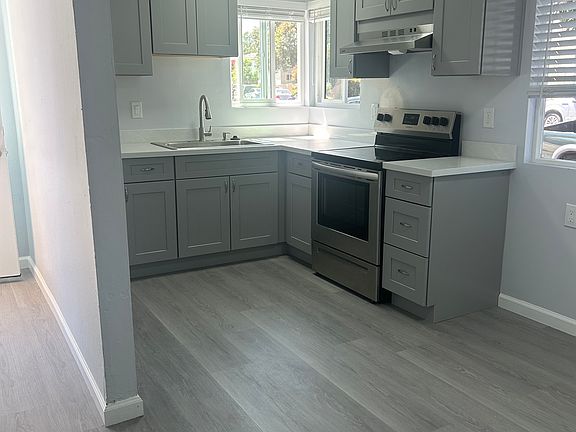 2nd image of 2267 Los Padres Blvd #C