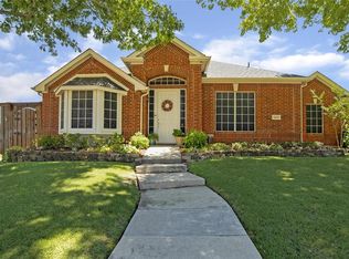 1824 Clark Dr, Carrollton, TX 75010