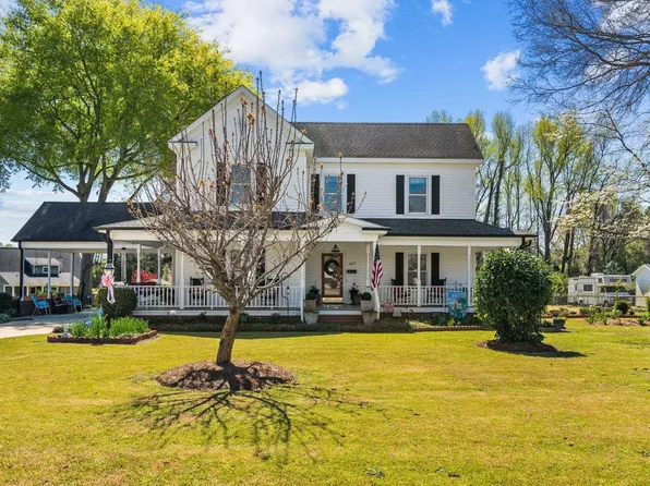 407 Old Post Rd, Erwin, NC 28339