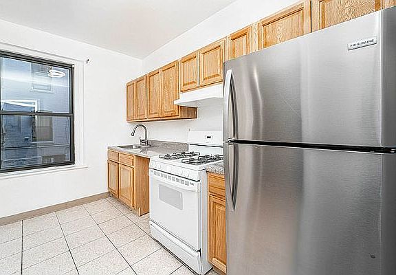 5th image of 22-17 19th St #1