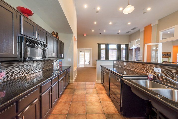 Avana Grand Palms