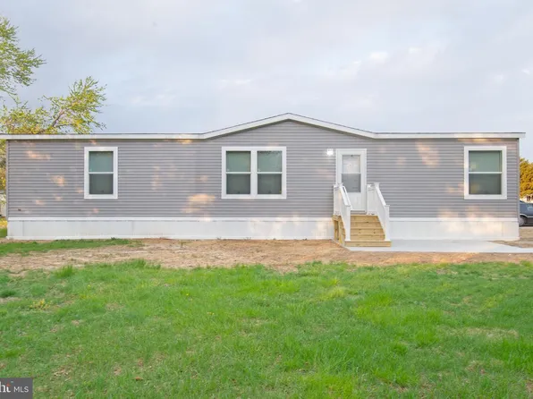 6 Dover Cir, Clayton, DE 19938