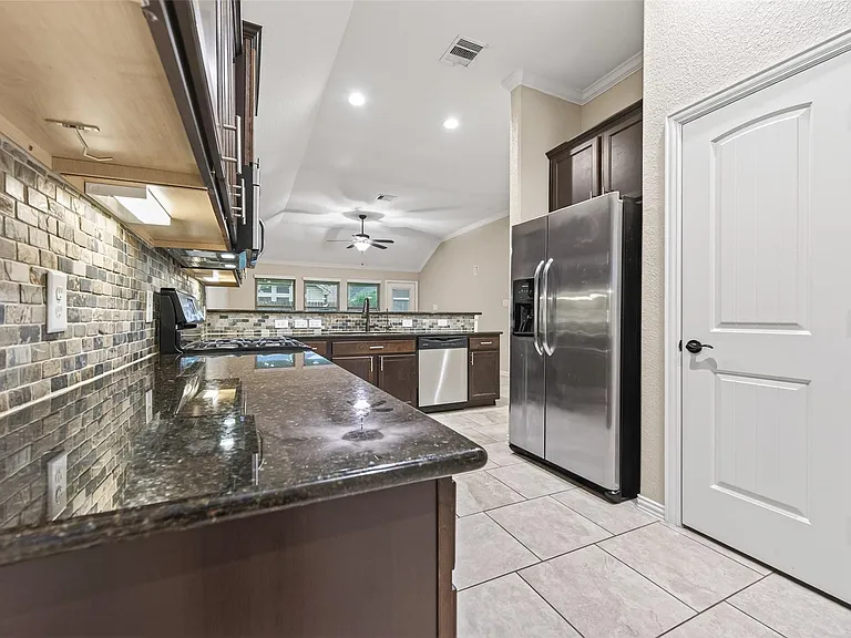 20731 Calloway Crest Ct — Photo 13