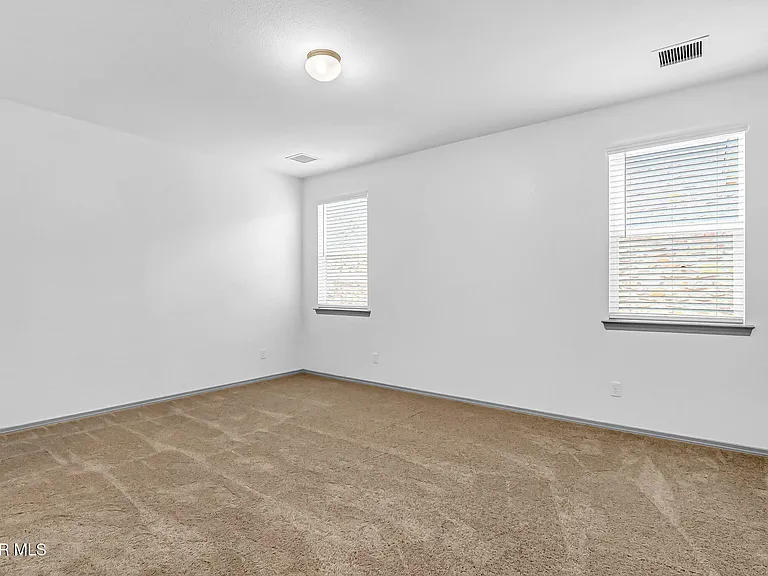 1657 Asbury St — Photo 15