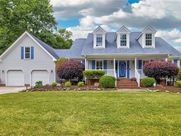 1525 Olde Mill Creek Dr, Suffolk, VA 23434