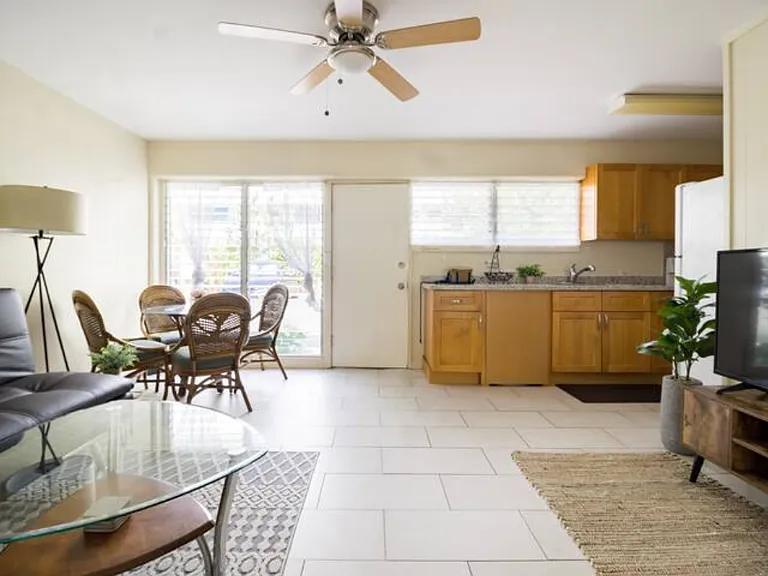 1707 Anapuni St #3 — Photo 3