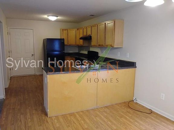5th image of 7194 Ravenwood Ln