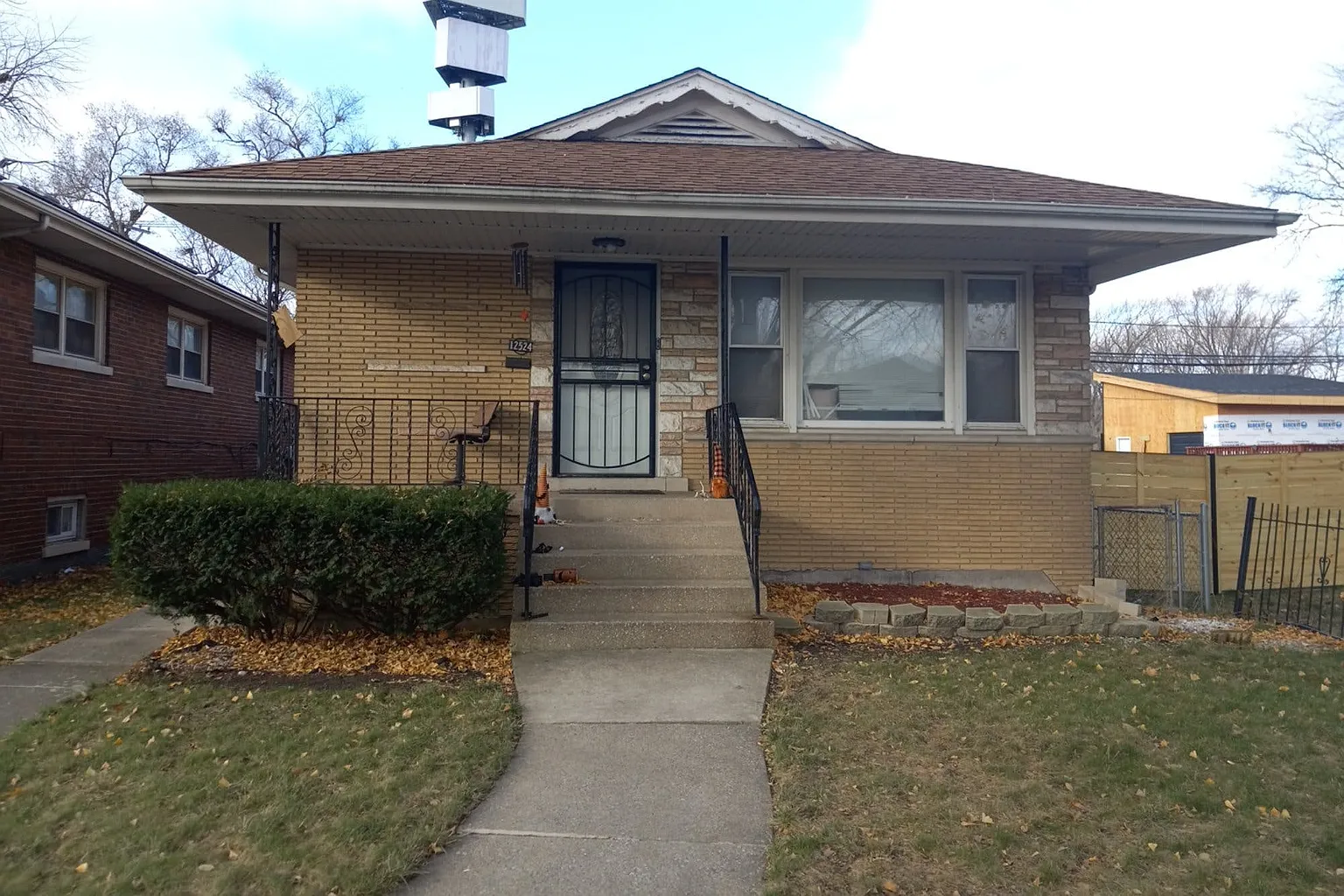 12524 S Emerald Ave photo 1