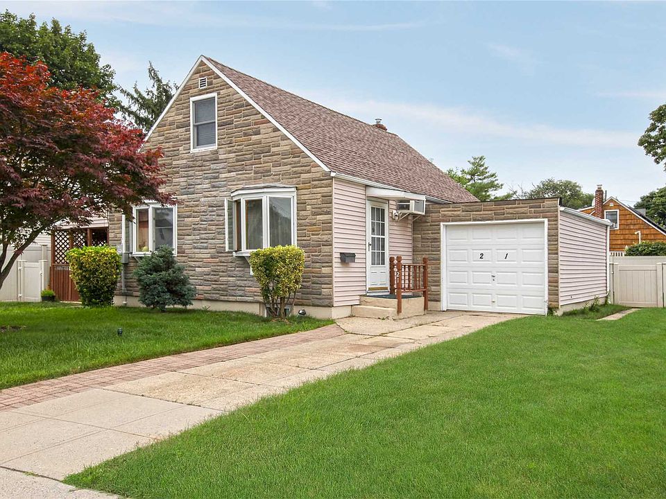 1st image of 21 Byron Pl